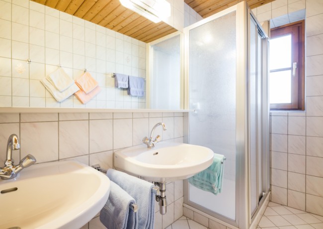 Badezimmer in der Ferienwohnung im Aparthotel Markushof